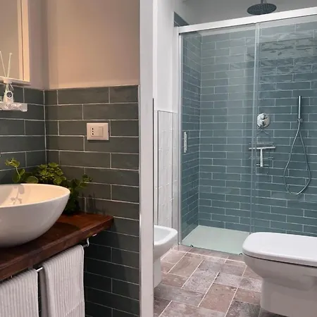 Casa vacanze O Nini! Di Monteverdi Marittimo, Borgo Di Canneto (Pisa)
